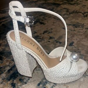 Gianni Bini Pearl Heels